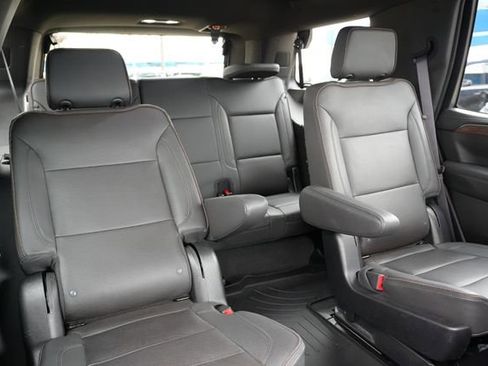 Used 2023 Chevrolet Tahoe High Country AWD/4WD image 23