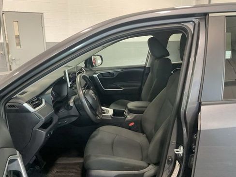 Used 2024 Toyota RAV4 LE AWD/4WD image 10