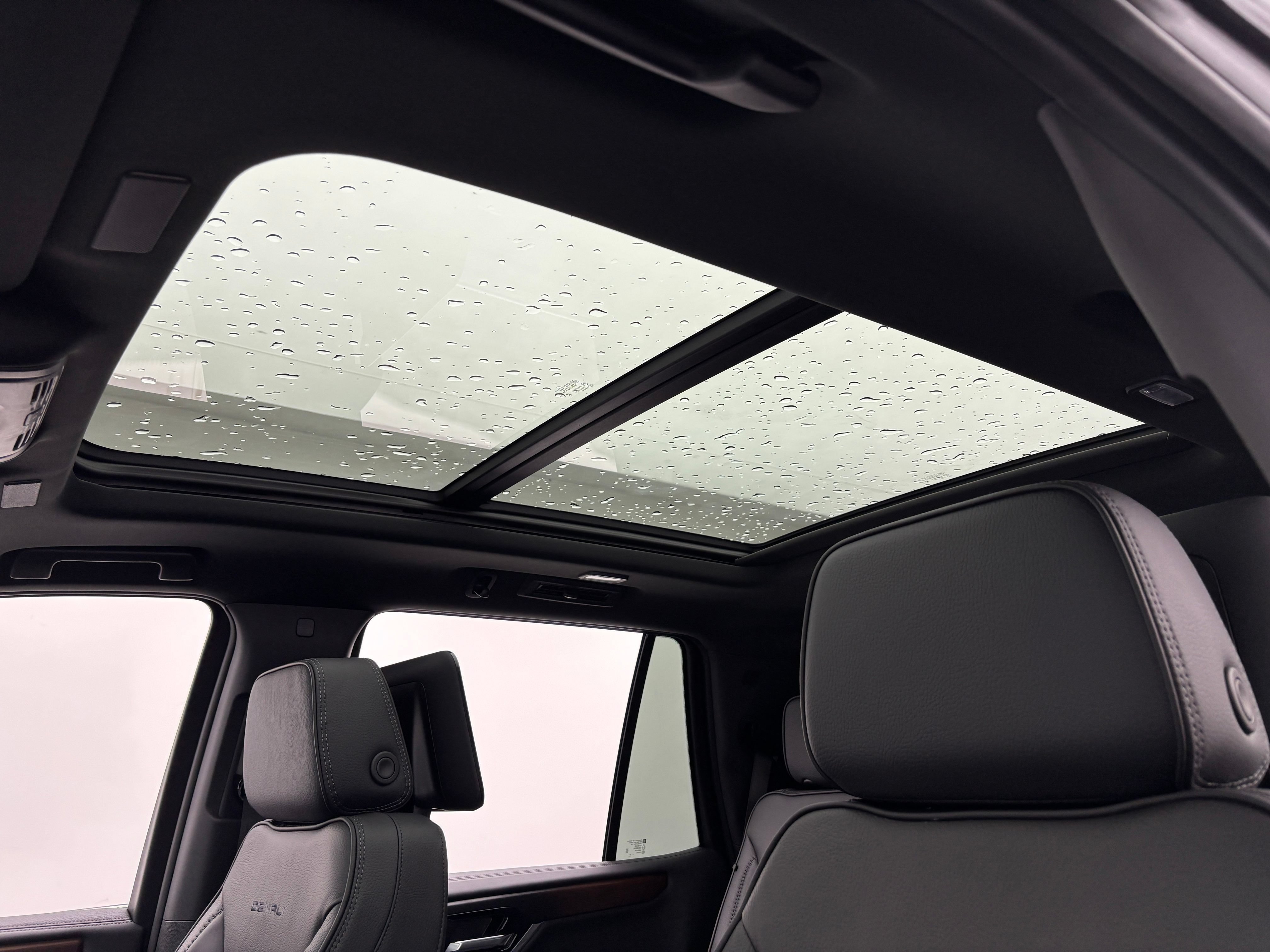 New 2026 GMC Yukon Denali AWD/4WD image 5
