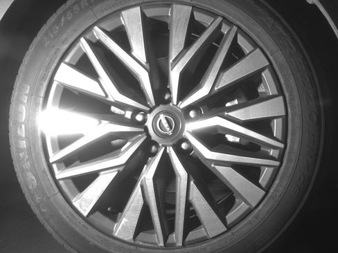 Used 2025 Nissan Altima 2.5 SV image 13