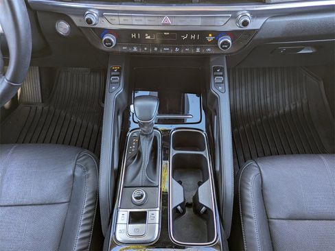 Used 2021 Kia Telluride EX image 19