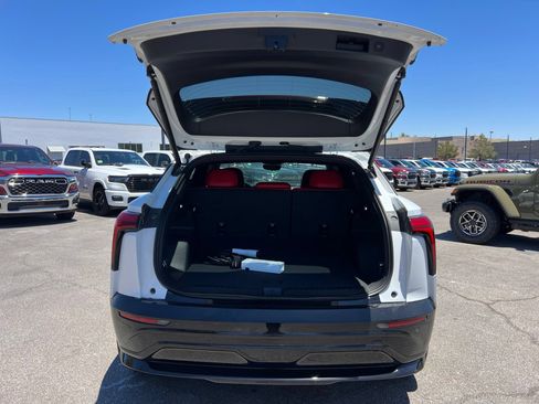 Used 2024 Chevrolet Blazer EV RS RWD image 14