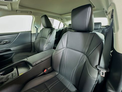New 2025 Lexus ES 350 w/ Luxury Package image 20