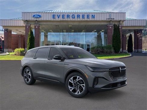 New 2025 Lincoln Nautilus Premier w/ Jet Appearance Package image 7