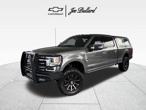 Used 2021 Ford F250 Platinum image 1