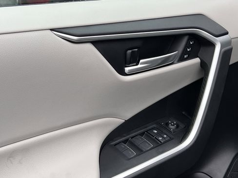 New 2025 Toyota RAV4 XLE Premium image 10