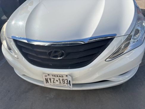 Used 2013 Hyundai Sonata GLS image 3