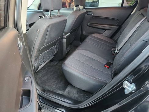 Used 2017 Chevrolet Equinox LT w/ Convenience Package AWD/4WD image 9