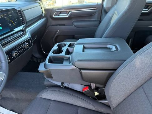 Used 2026 Chevrolet Silverado 1500 LT AWD/4WD image 25