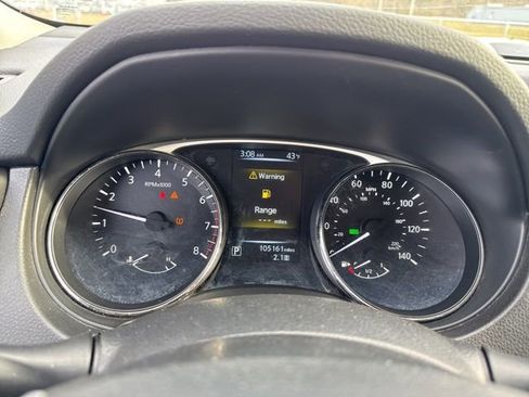 Used 2016 Nissan Rogue S image 21