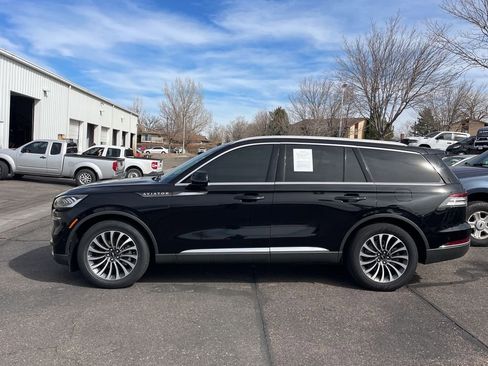 Used 2020 Lincoln Aviator Reserve w/ Equipment Group 201A image 3
