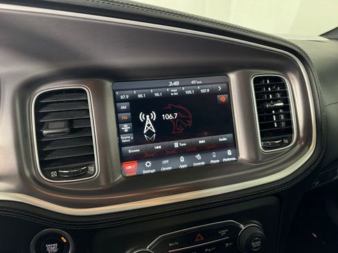 Used 2022 Dodge Charger Scat Pack w/ Dynamics Package image 17