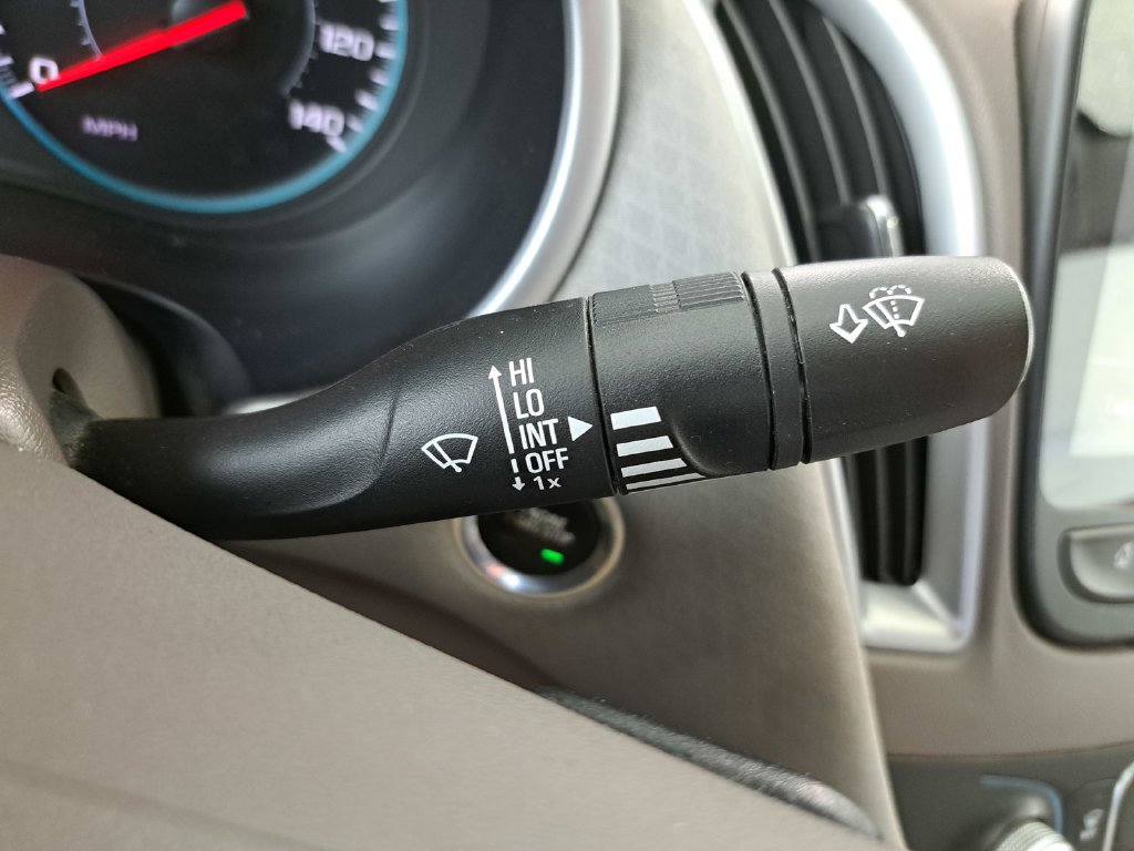 Used 2023 Chevrolet Malibu LS FWD image 20