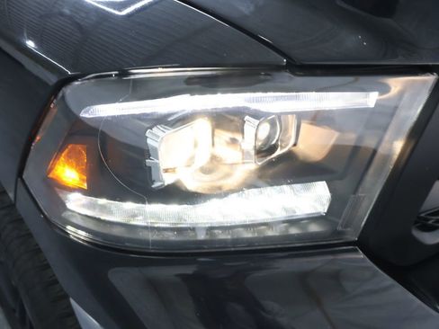 Used 2016 RAM 1500 Big Horn image 25