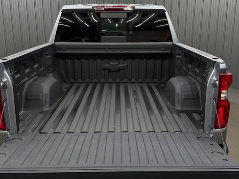 Used 2026 Chevrolet Silverado 1500 LT Trail Boss w/ LT Trail Boss Premium Package AWD/4WD image 17