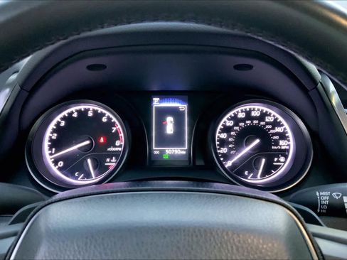 Used 2023 Toyota Camry SE image 25