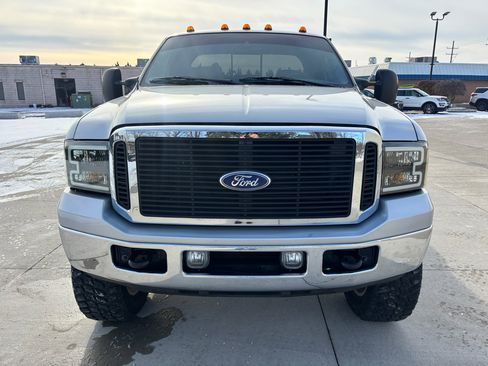 Used 2007 Ford F350 Lariat image 4