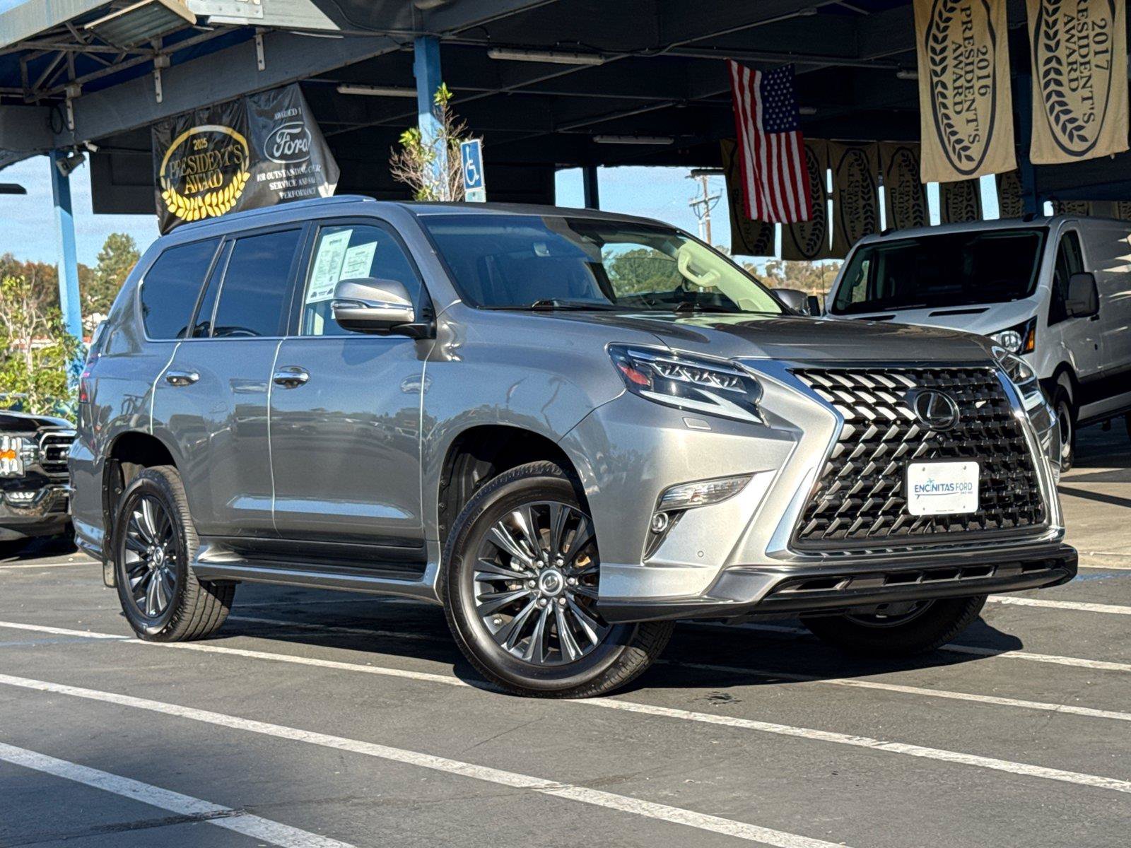 Used 2023 Lexus GX 460 Luxury w/ Sport Design Package AWD/4WD image 2