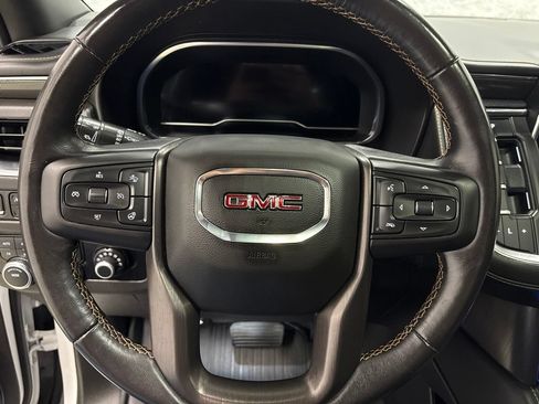 Used 2023 GMC Yukon AT4 AWD/4WD image 21