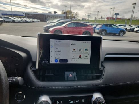 Used 2023 Toyota RAV4 XLE image 18