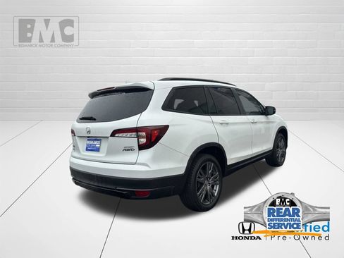 Used 2022 Honda Pilot Sport image 3