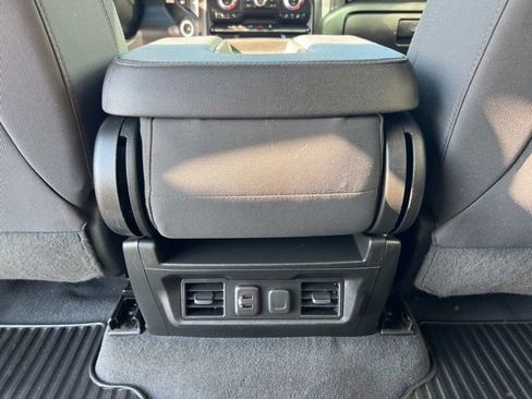 Used 2023 GMC Sierra 3500 SLE image 25