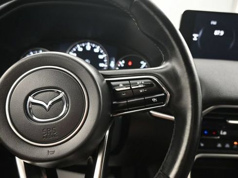Used 2025 MAZDA CX-70 3.3 Turbo w/ Preferred Package AWD/4WD image 17