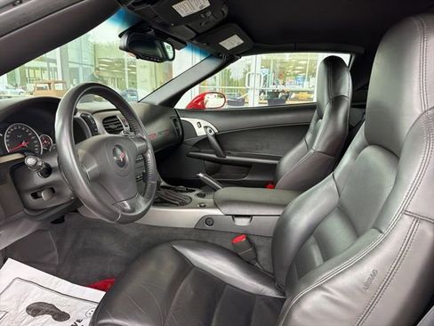 Used 2006 Chevrolet Corvette Convertible w/ Preferred Equipment Group RWD image 13