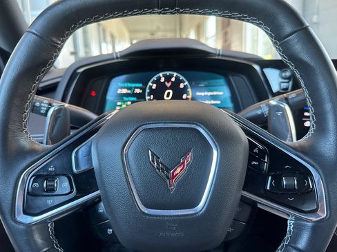 Used 2023 Chevrolet Corvette Stingray Coupe RWD image 33