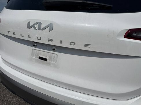Used 2025 Kia Telluride S FWD image 12