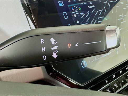 New 2027 Chevrolet Bolt LT w/ Comfort Package image 17