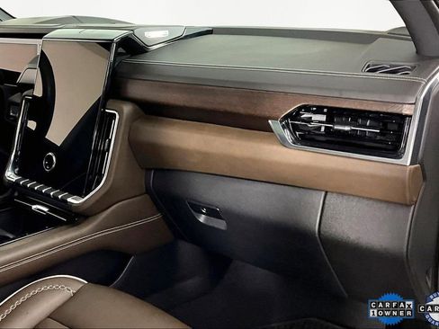 Certified 2025 GMC Yukon XL Denali Ultimate image 26