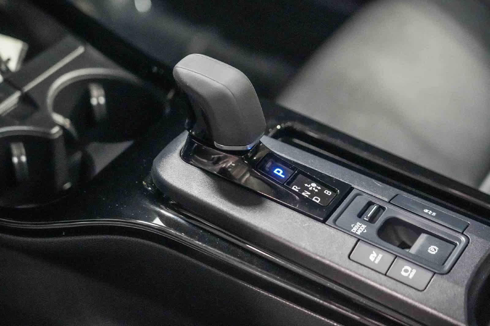 Certified 2024 Toyota Prius XLE FWD image 21