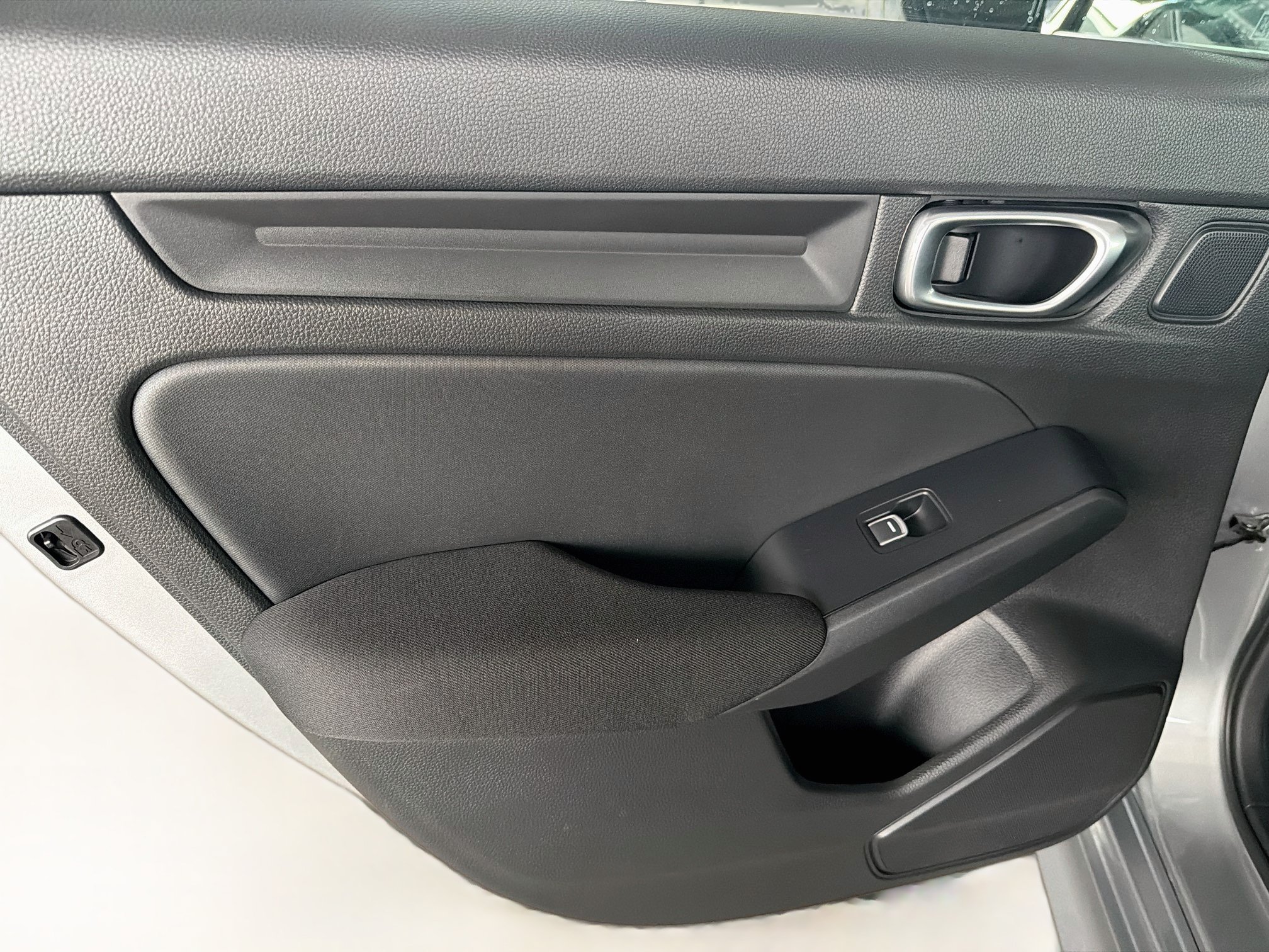 Used 2025 Honda Civic LX image 25