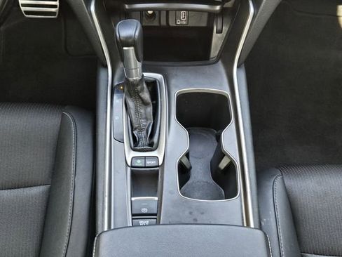 Used 2019 Honda Accord Sport image 19