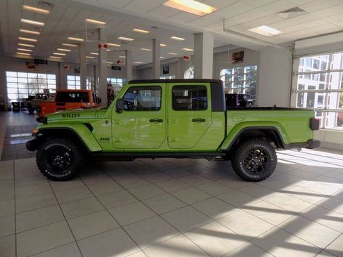 New 2026 Jeep Gladiator Sport AWD/4WD image 4