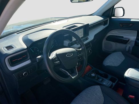 Used 2023 Ford Maverick XLT image 9