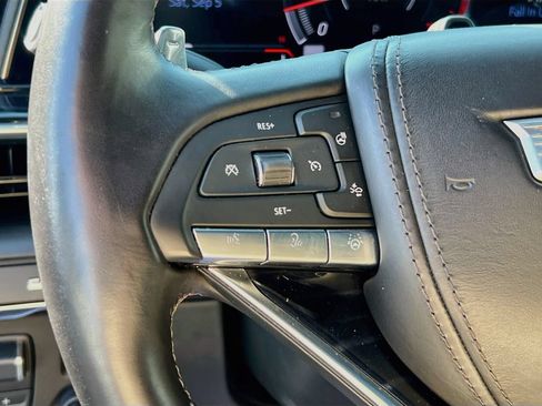Used 2024 Cadillac Escalade V AWD/4WD image 18