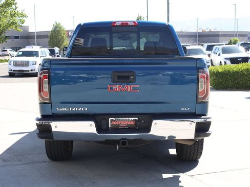 Used 2017 GMC Sierra 1500 SLT w/ SLT Premium Package AWD/4WD image 5