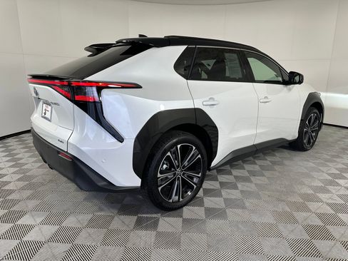 Used 2025 Toyota bZ4X Limited image 8