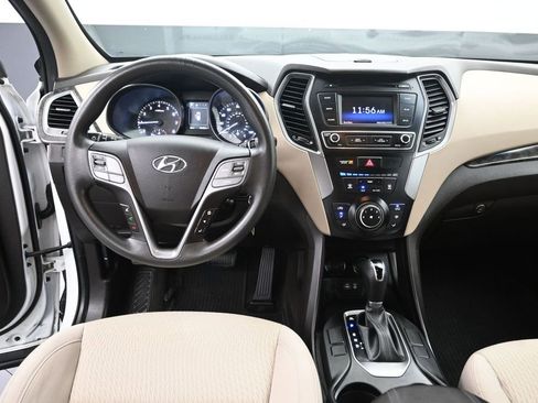 Used 2017 Hyundai Santa Fe Sport AWD/4WD image 11