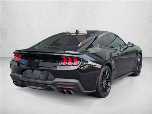 Used 2025 Ford Mustang GT Premium RWD image 5