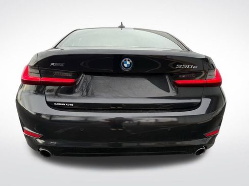 Used 2022 BMW 330e xDrive image 5