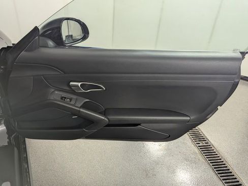 Used 2014 Porsche Cayman S RWD image 17