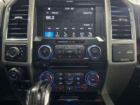 Used 2017 Ford F150 Lariat image 11