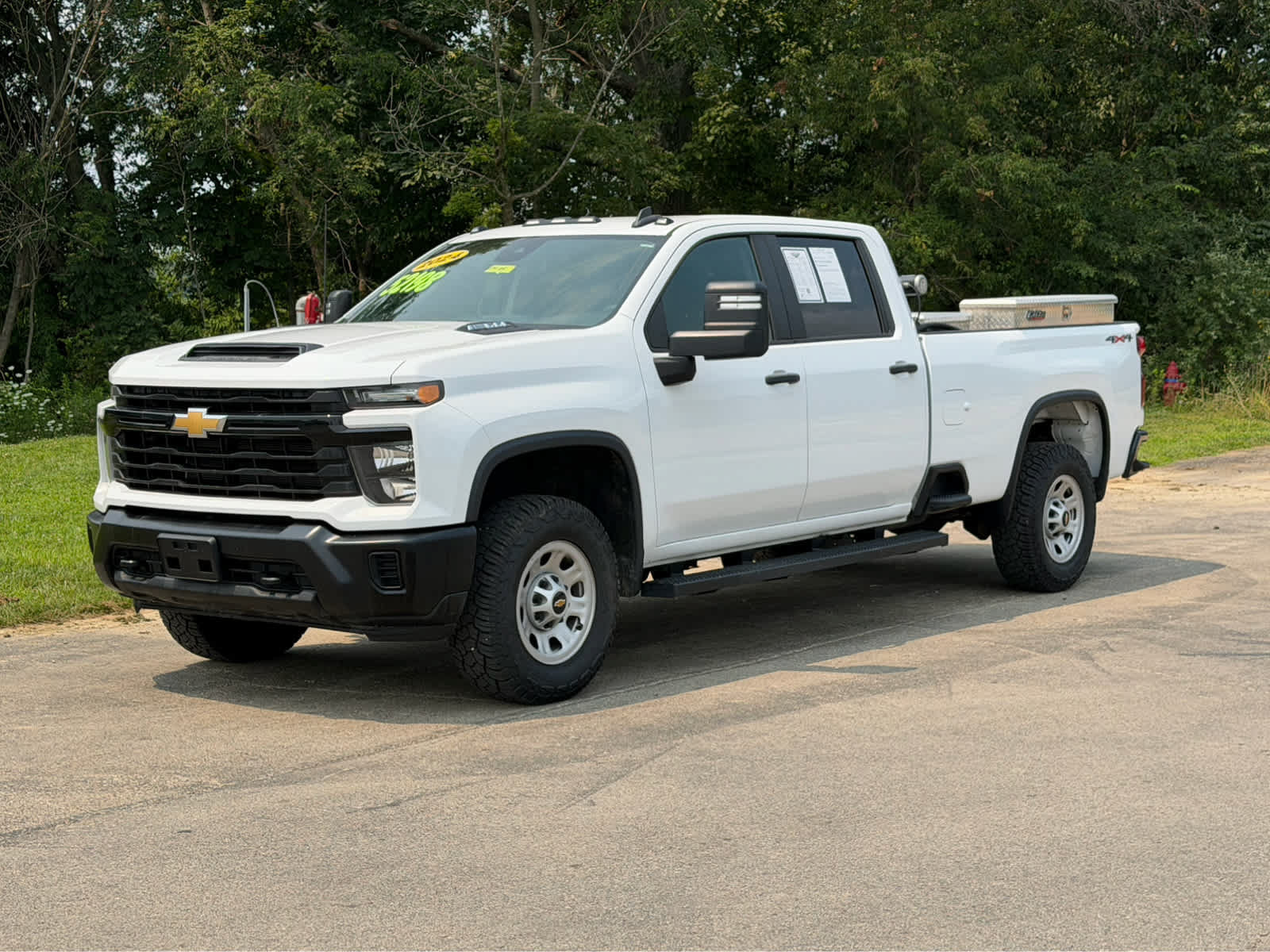 Used 2024 Chevrolet Silverado 3500 W/T w/ WT Convenience Package AWD/4WD image 2