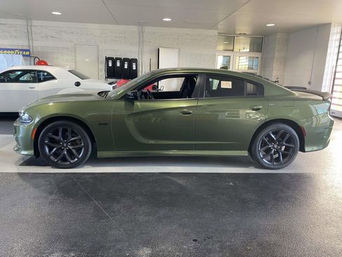 Used 2023 Dodge Charger R/T w/ Blacktop Package RWD image 6