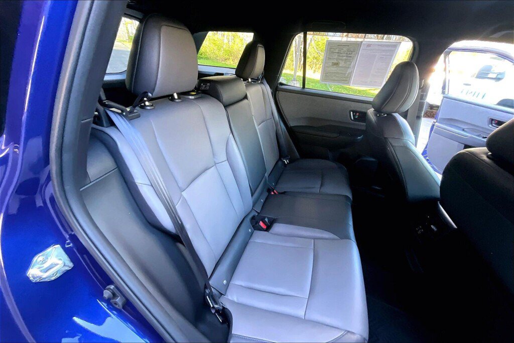 Used 2026 Subaru Outback Premium AWD/4WD image 15
