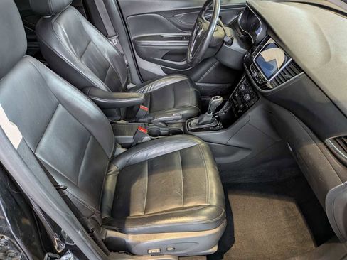 Used 2019 Buick Encore Essence image 22