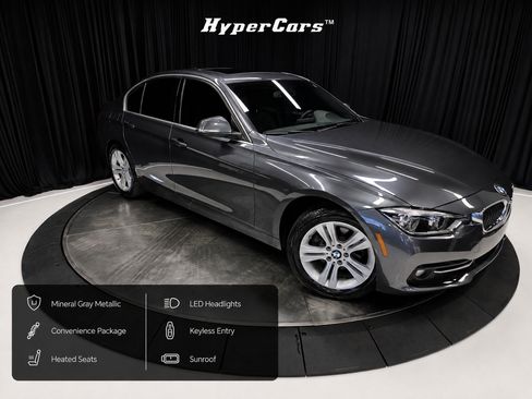 Used 2018 BMW 330i Sedan w/ Convenience Package RWD image 1